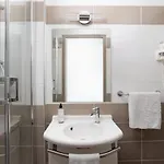 Suzane Hotel