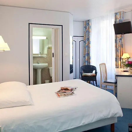 Hotel Cit'hotel De L'univers 3*