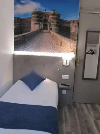 Hotel Cit'hotel De L'univers 3*