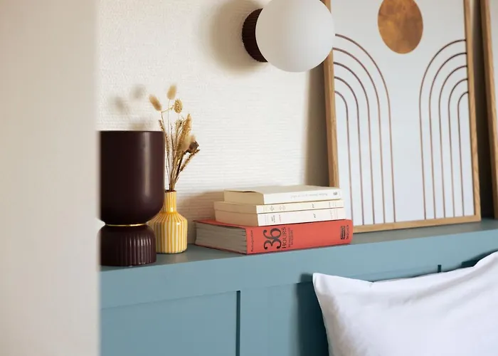 Suzane Готель Анже